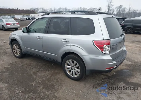 2012 Subaru Forester 2.5X Premium из США, поврежденный, VIN JF2SHADC6CH459245